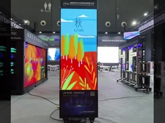 Kapalı Döner LED Ekran 2560 * 1600 Dış Mekan Görüntü Ekranı